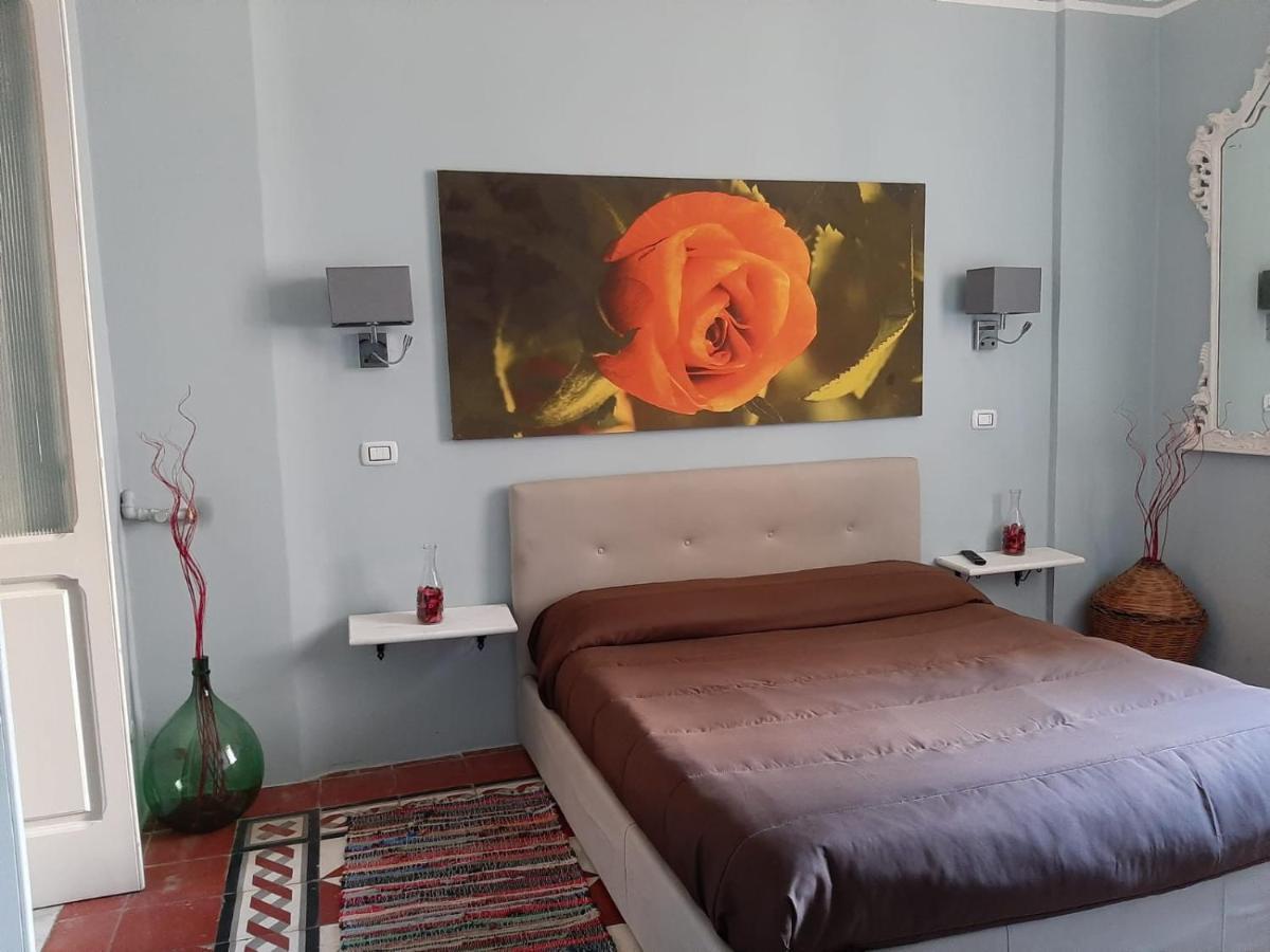 Dimora " Le Rose " Apartment Лече Екстериор снимка